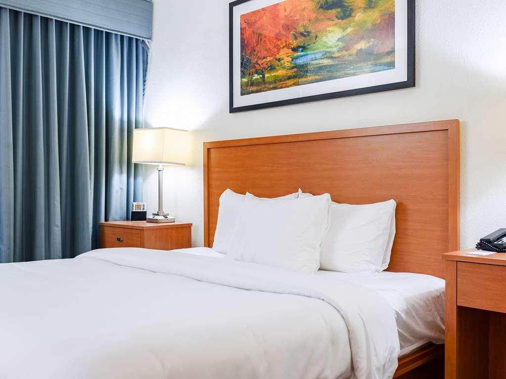 Comfort Suites Baton Rouge South I-10 部屋 写真