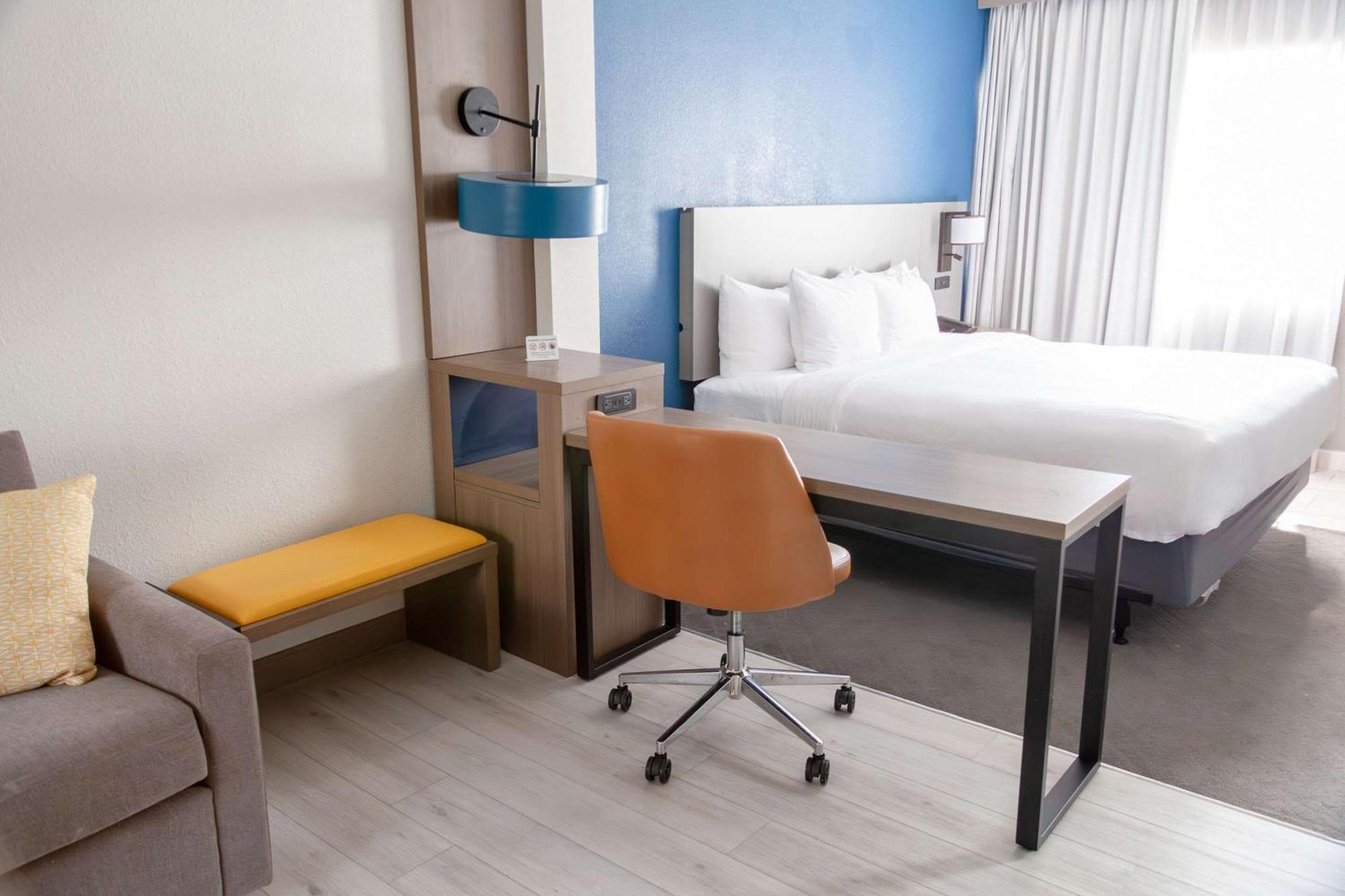 Comfort Suites Baton Rouge South I-10 エクステリア 写真