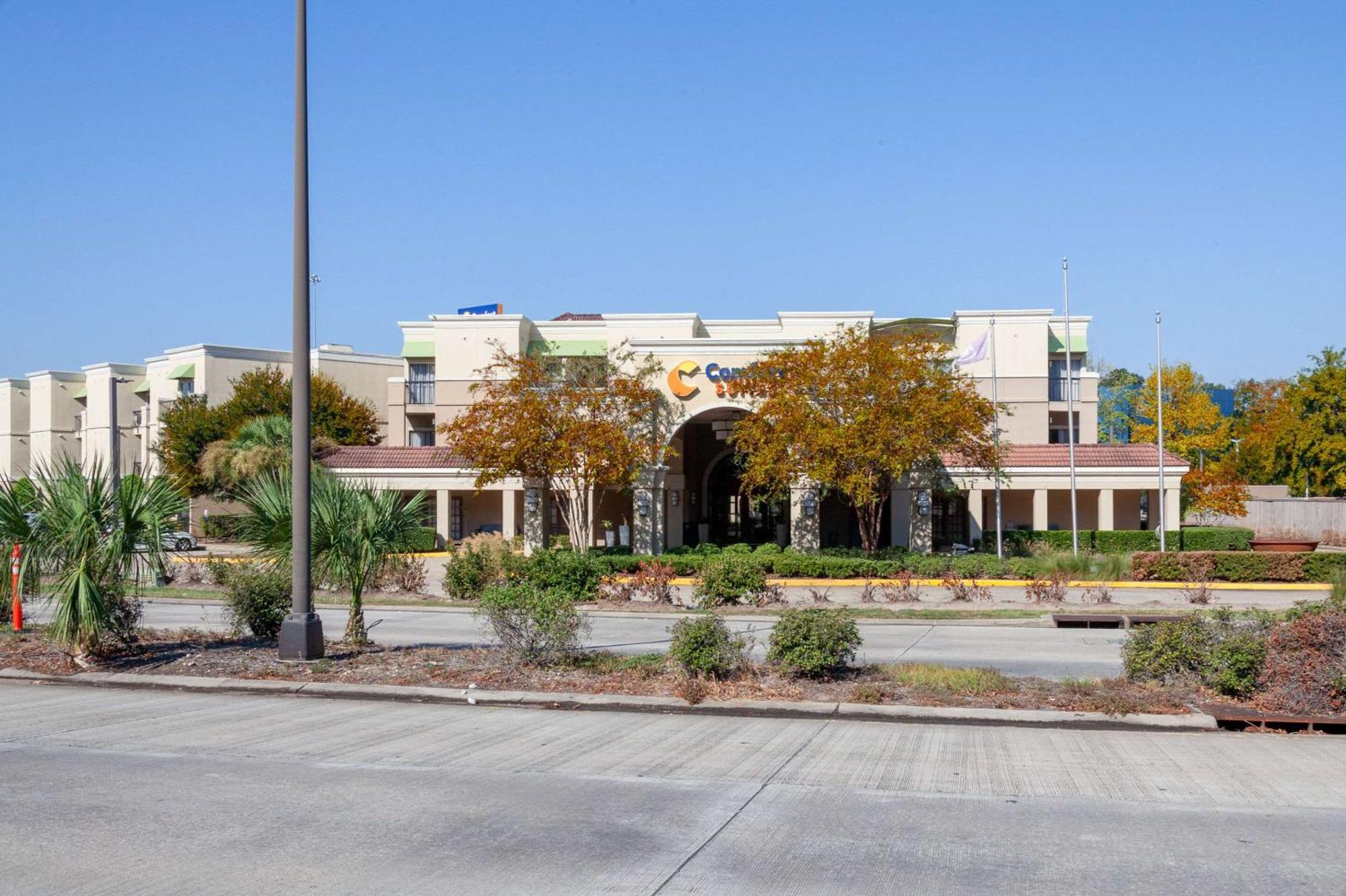 Comfort Suites Baton Rouge South I-10 エクステリア 写真