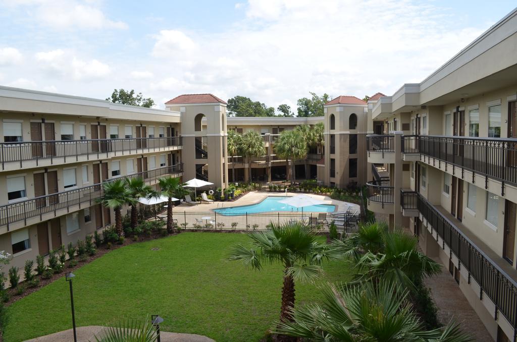Comfort Suites Baton Rouge South I-10 エクステリア 写真